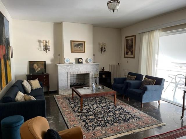 Spacious And Sunny Appartment In Cholargos Αθήνα Εξωτερικό φωτογραφία