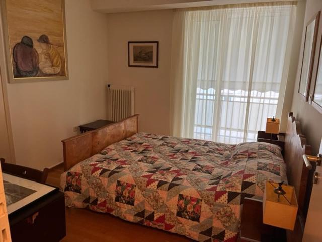 Spacious And Sunny Appartment In Cholargos Αθήνα Εξωτερικό φωτογραφία