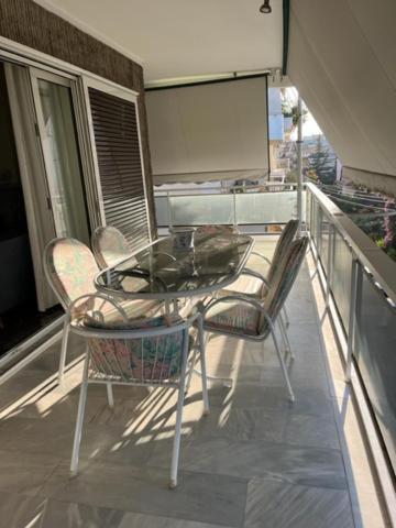 Spacious And Sunny Appartment In Cholargos Αθήνα Εξωτερικό φωτογραφία