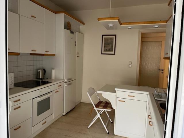 Spacious And Sunny Appartment In Cholargos Αθήνα Εξωτερικό φωτογραφία