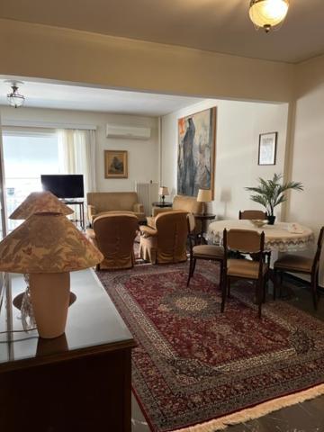 Spacious And Sunny Appartment In Cholargos Αθήνα Εξωτερικό φωτογραφία